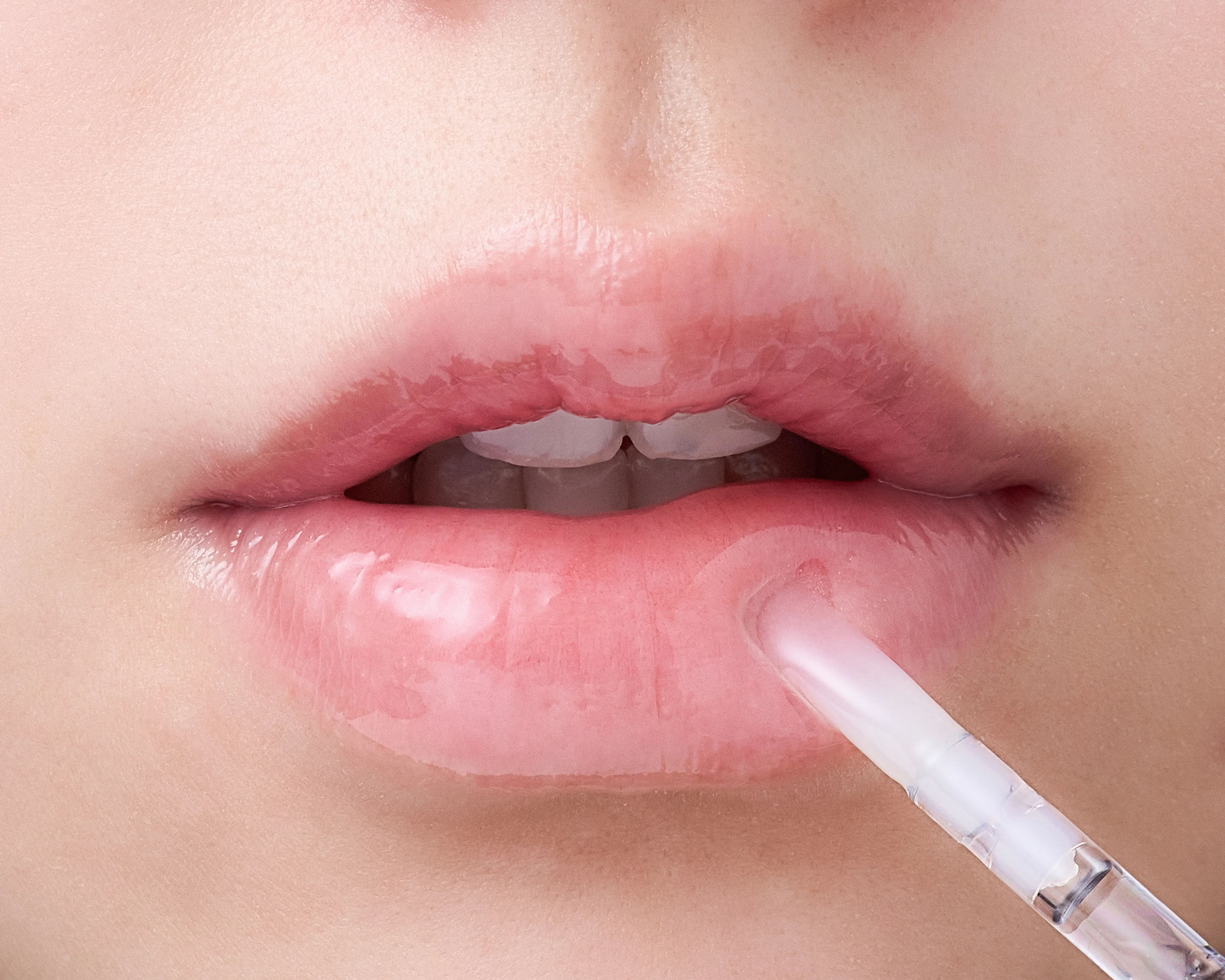 DR.MELAXIN BP SPICULE PLUMPING LIP SHOT MAXI Nawilżający błyszczyk z efektem powiększenia ust 4 ml - Image 5