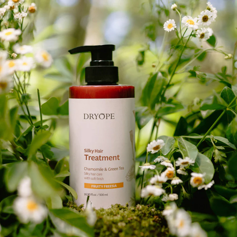 DRYOPE SILKY HAIR TREATMENT Odżywcza maska do włosów suchych i zniszczonych o zapachu owoców i frezji 500 ml - Image 3