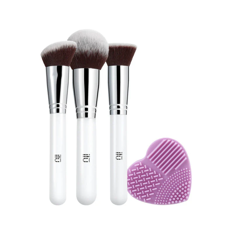 ilū Must Have – 4-częściowy zestaw pędzli do makijażu + czyścik