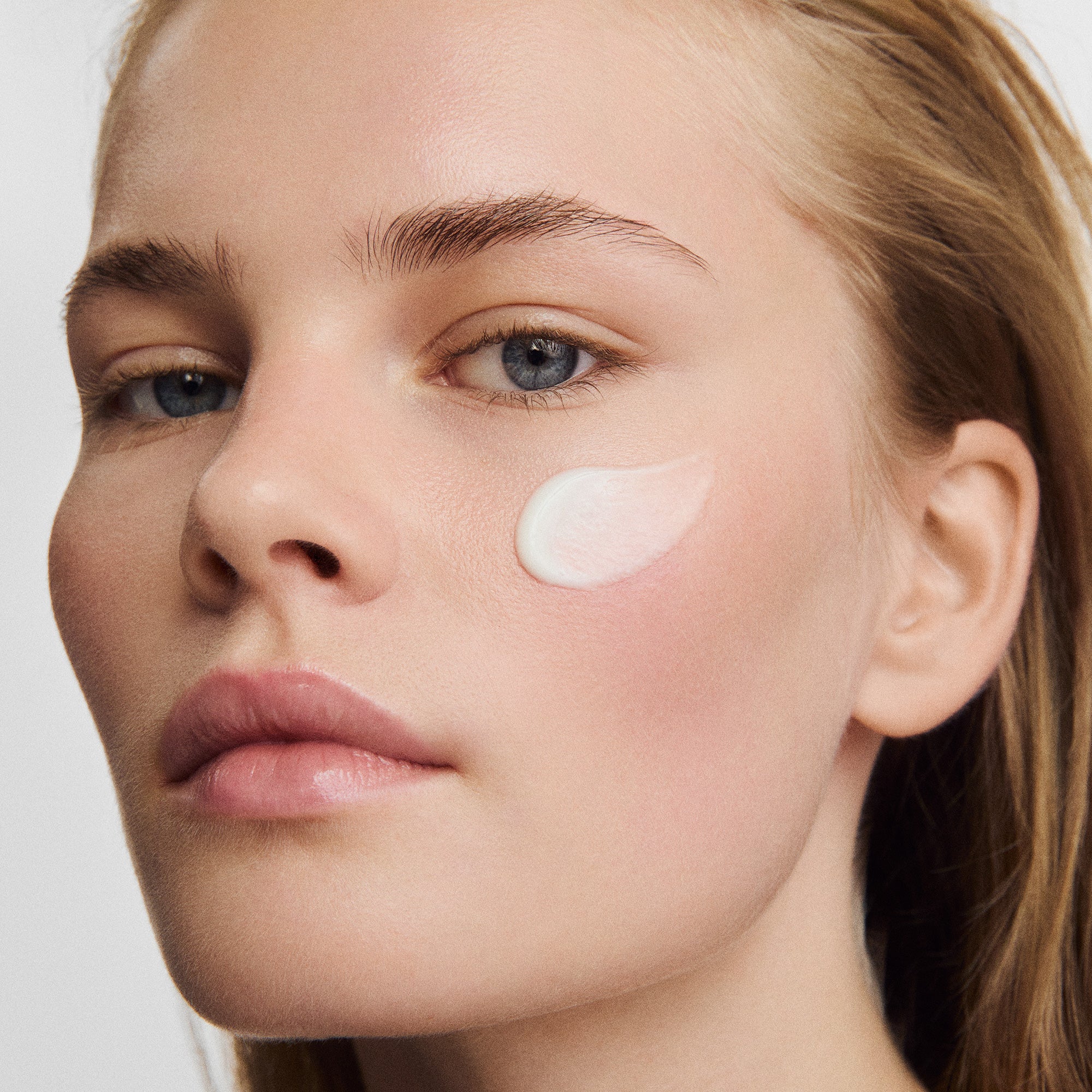 INGLOT LAB Wygładzająco - ujędrniający krem do twarzy 50 ml - Image 3
