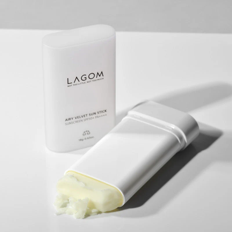 LAGOM AIRY VELVET SUN STICK SPF50+, PA+++ Aksamitny sztyft przeciwsłoneczny do twarzy i ciała 18 g - Image 2