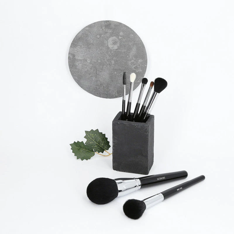 LUSSONI Must-haves - Zestaw 7 profesjonalnych pędzli do makijażu - Image 3