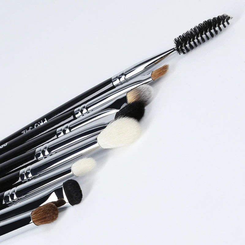 LUSSONI Smokey Eye - Zestaw 8 Profesjonalnych pędzli do makijażu - Image 3