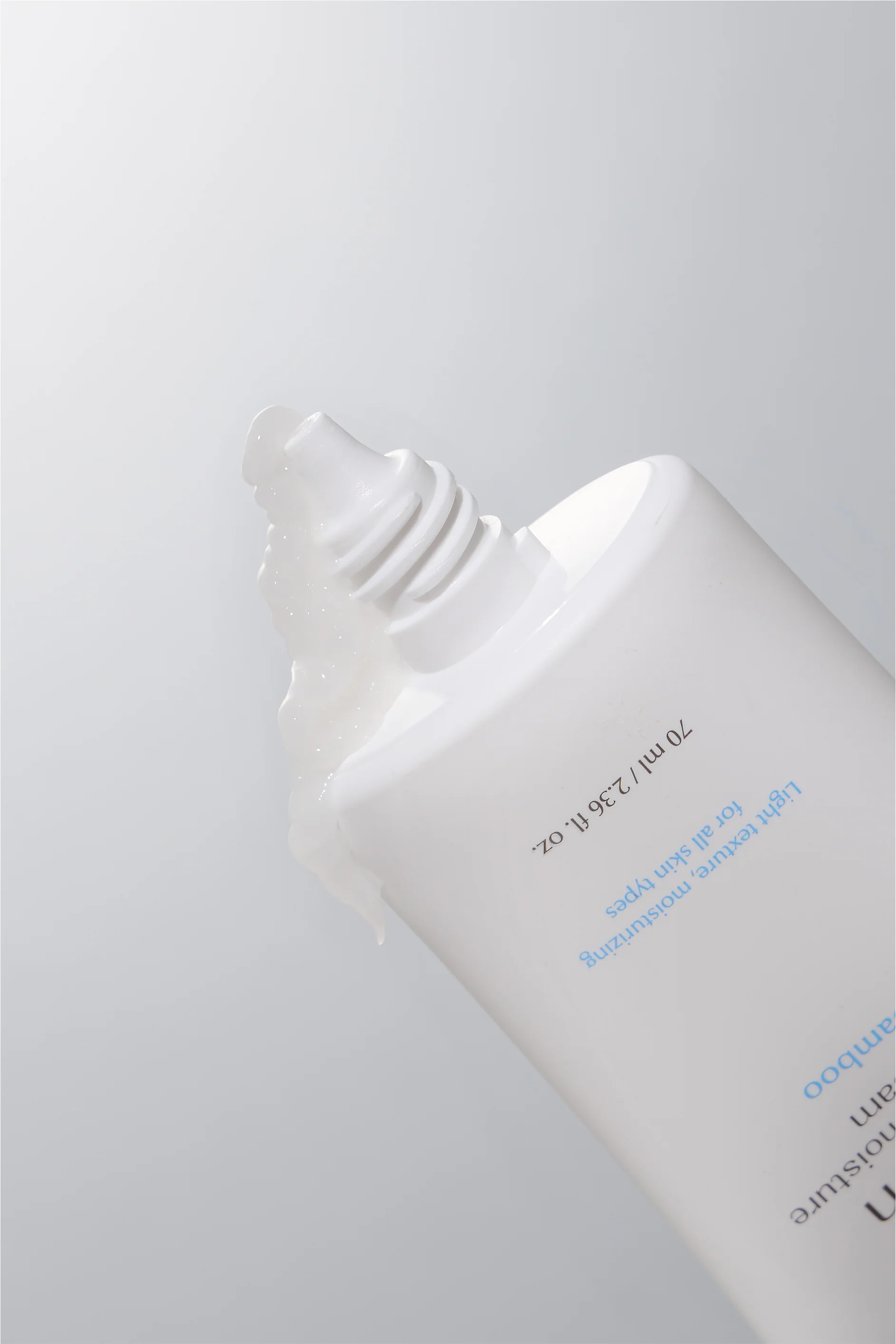 LUVUM BAMBOO HYALURONIC MOISTURE CREAM Delikatny krem nawilżający z sokiem z bambusa i roślinnym kwasem hialuronowym 70 ml - Image 3