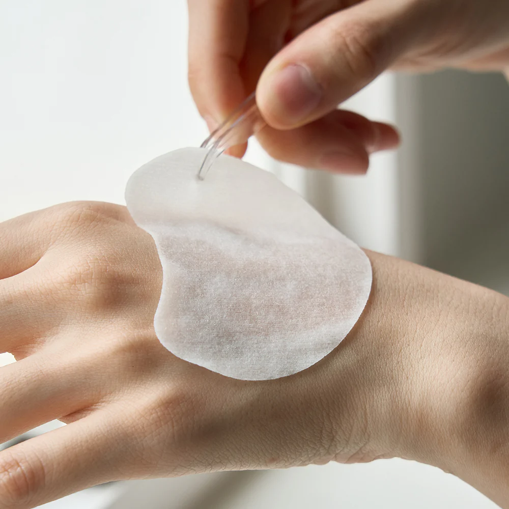 LUVUM CALMING REPAIR CICA SPOT PAD Łagodzące płatki tonizujące 120 ml 60 szt. - Image 4