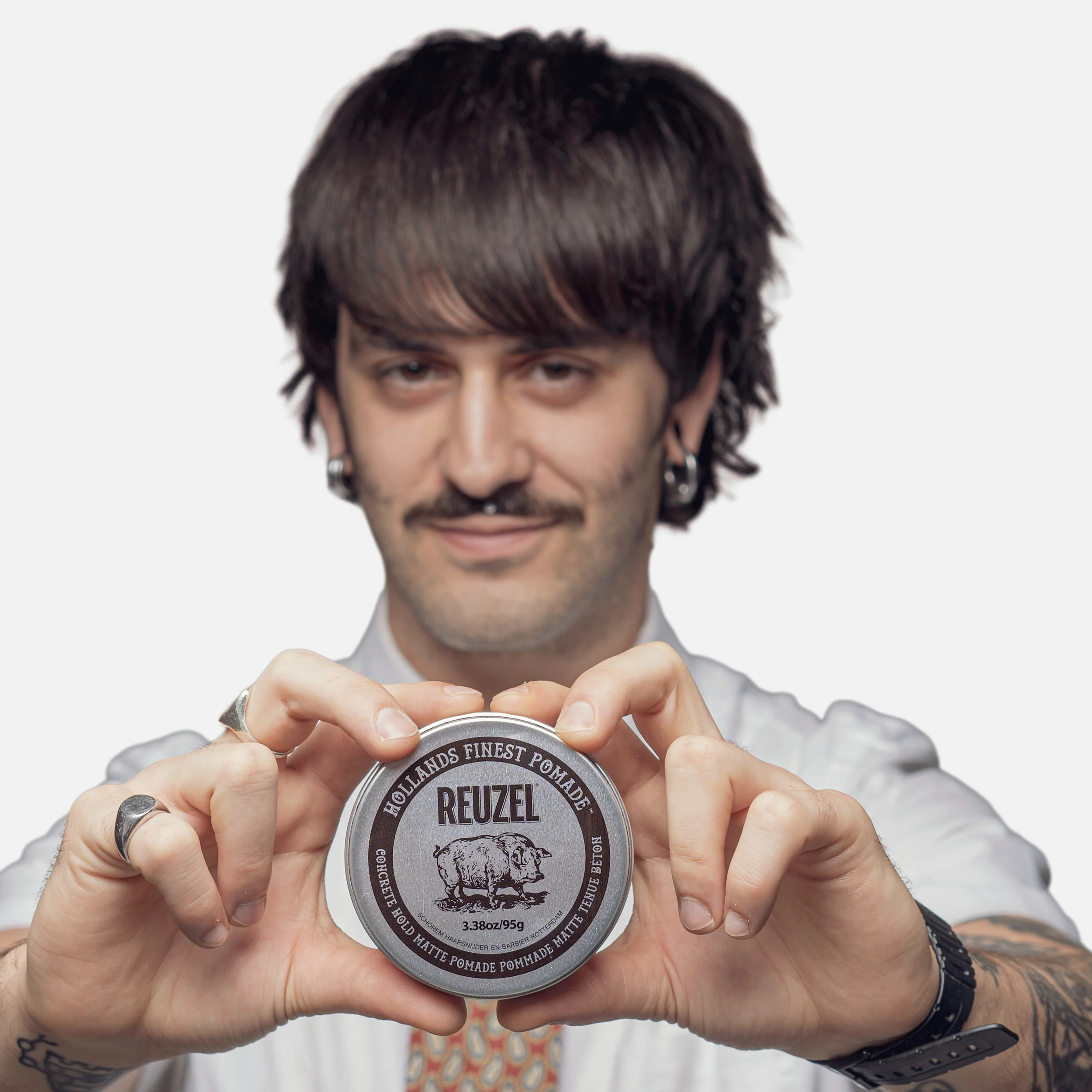 REUZEL CONCRETE HOLD MATTE POMADE Matowa pomada do włosów na 95 g - Image 2