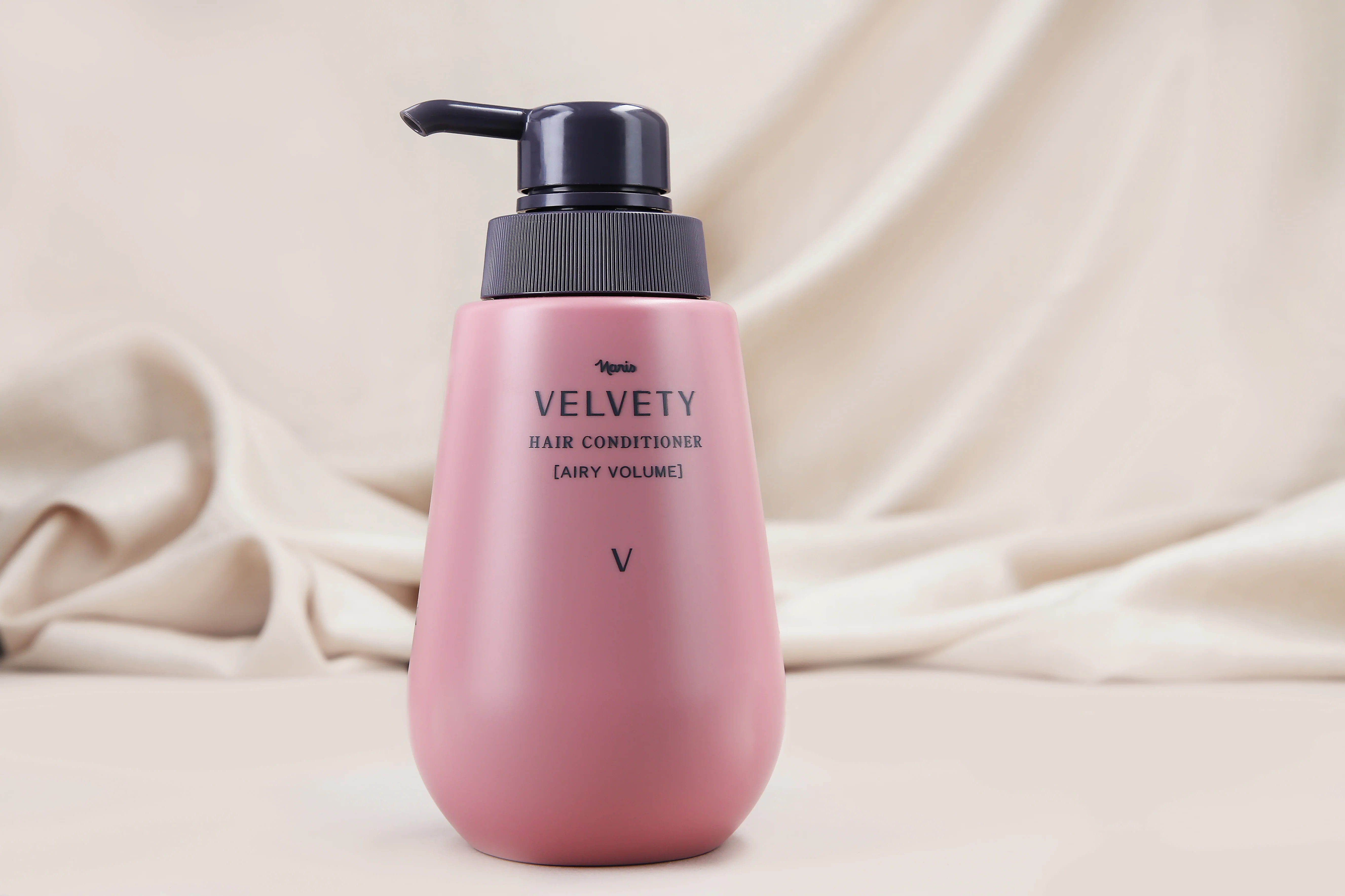 VELVETY AIRY VOLUME Odżywka zwiększająca objętość do włosów cienkich i delikatnych 400 ml - Image 3