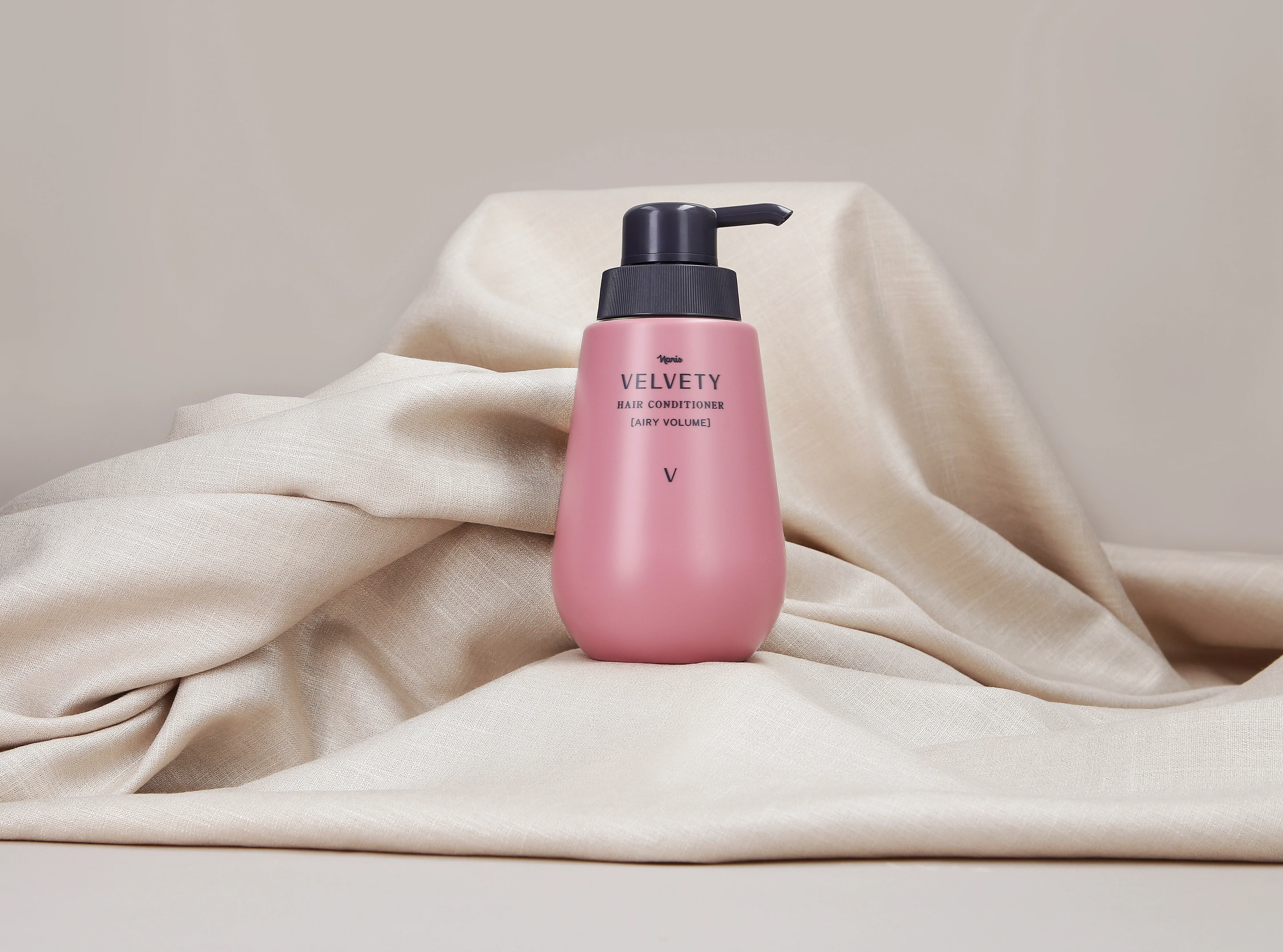 VELVETY AIRY VOLUME Odżywka zwiększająca objętość do włosów cienkich i delikatnych 400 ml - Image 4