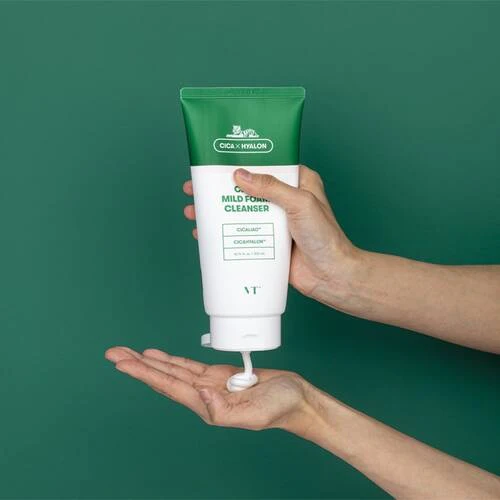 VT COSMETICS CICA MILD FOAM CLEANSER Delikatna pianka do mycia twarzy 300 ml - Image 2